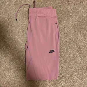 Nike tech fleece pants